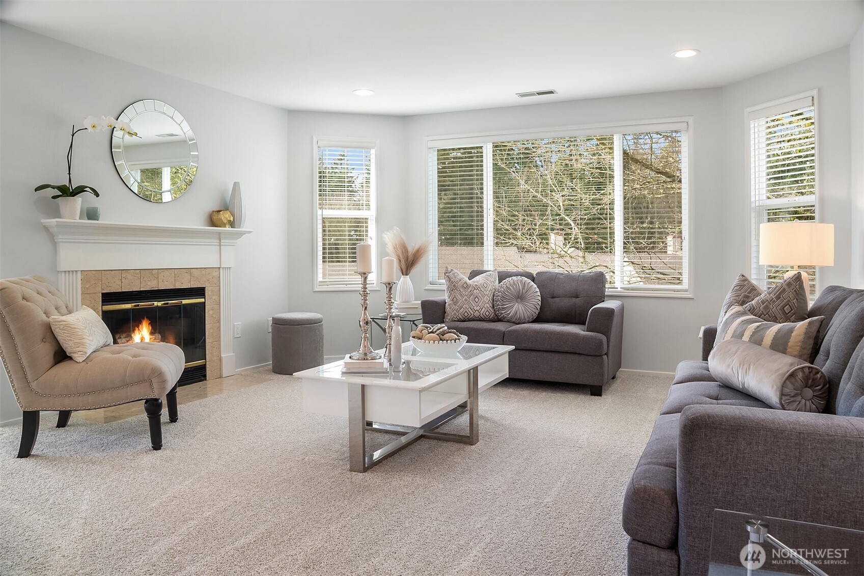 22030 SE 40th Court , Issaquah, WA 98029