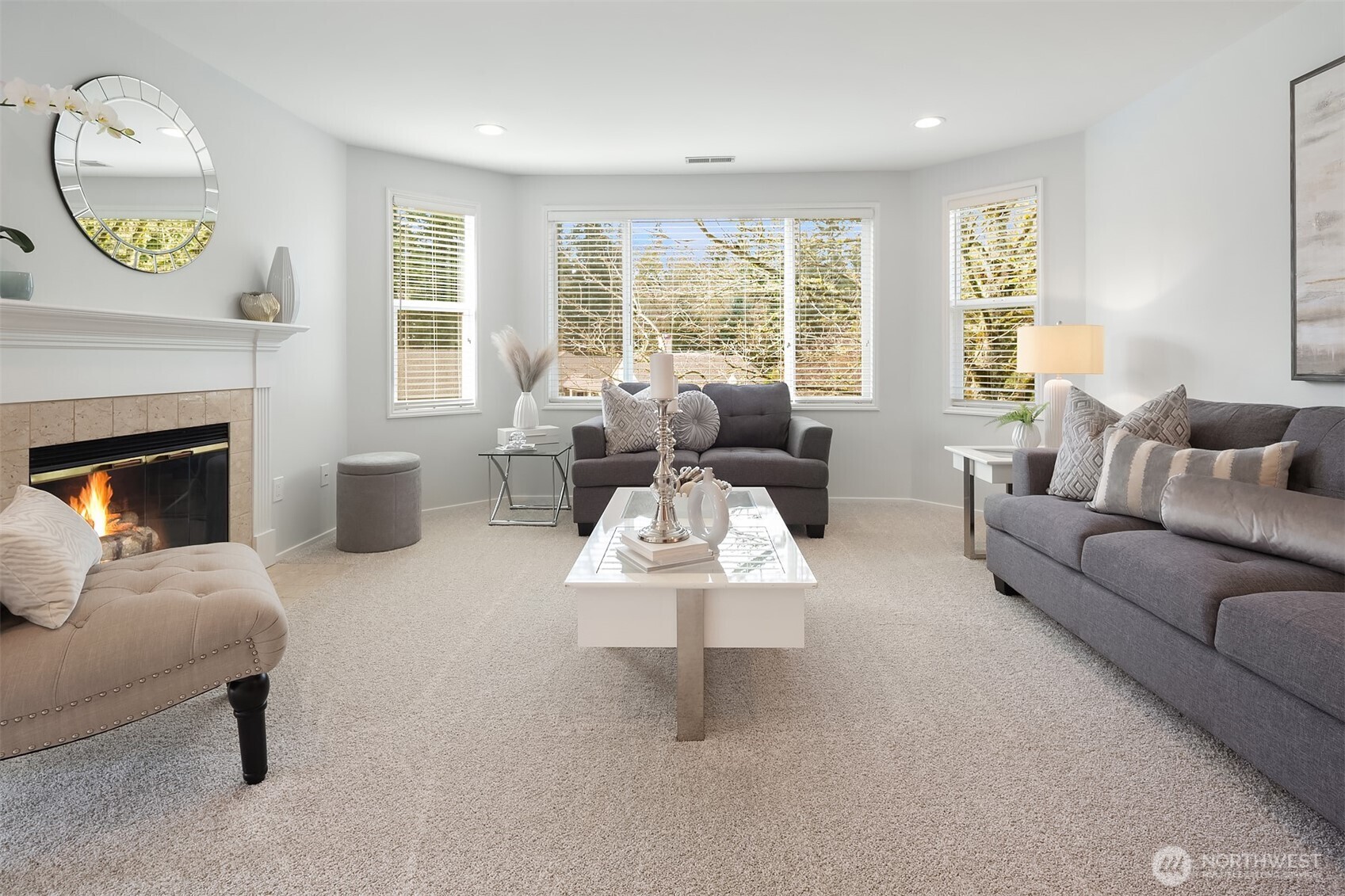 22030 SE 40th Court , Issaquah, WA 98029