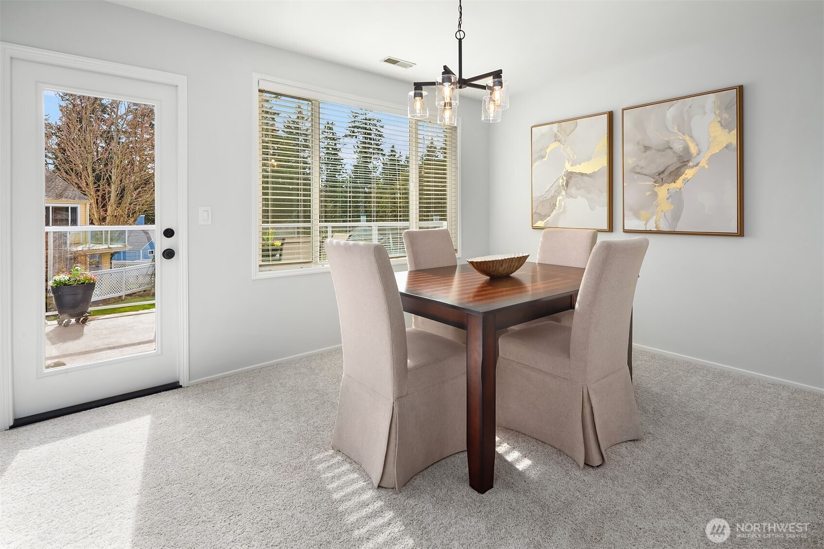 22030 SE 40th Court , Issaquah, WA 98029