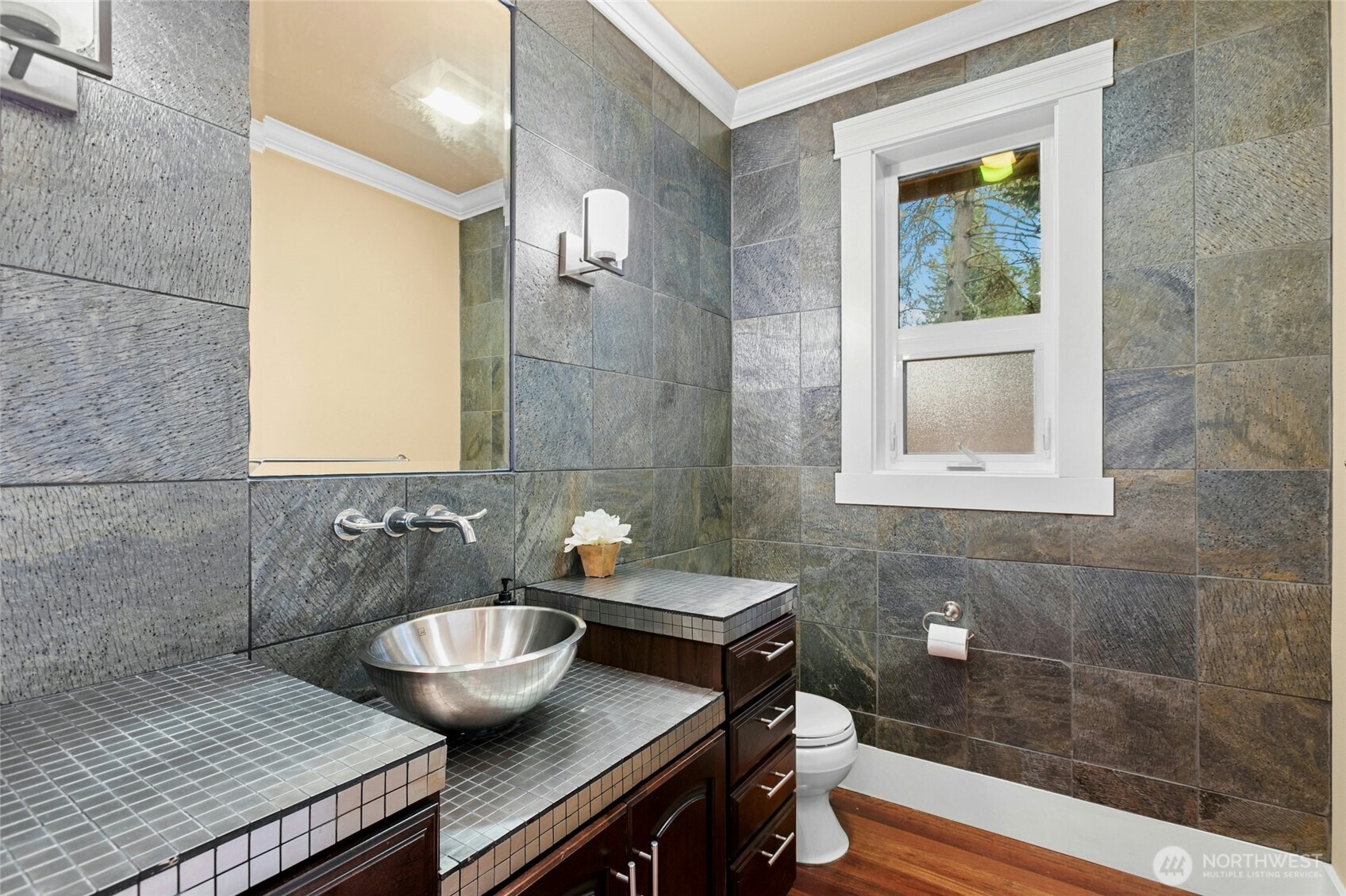 18634 92nd Avenue NE, Bothell, WA 98011