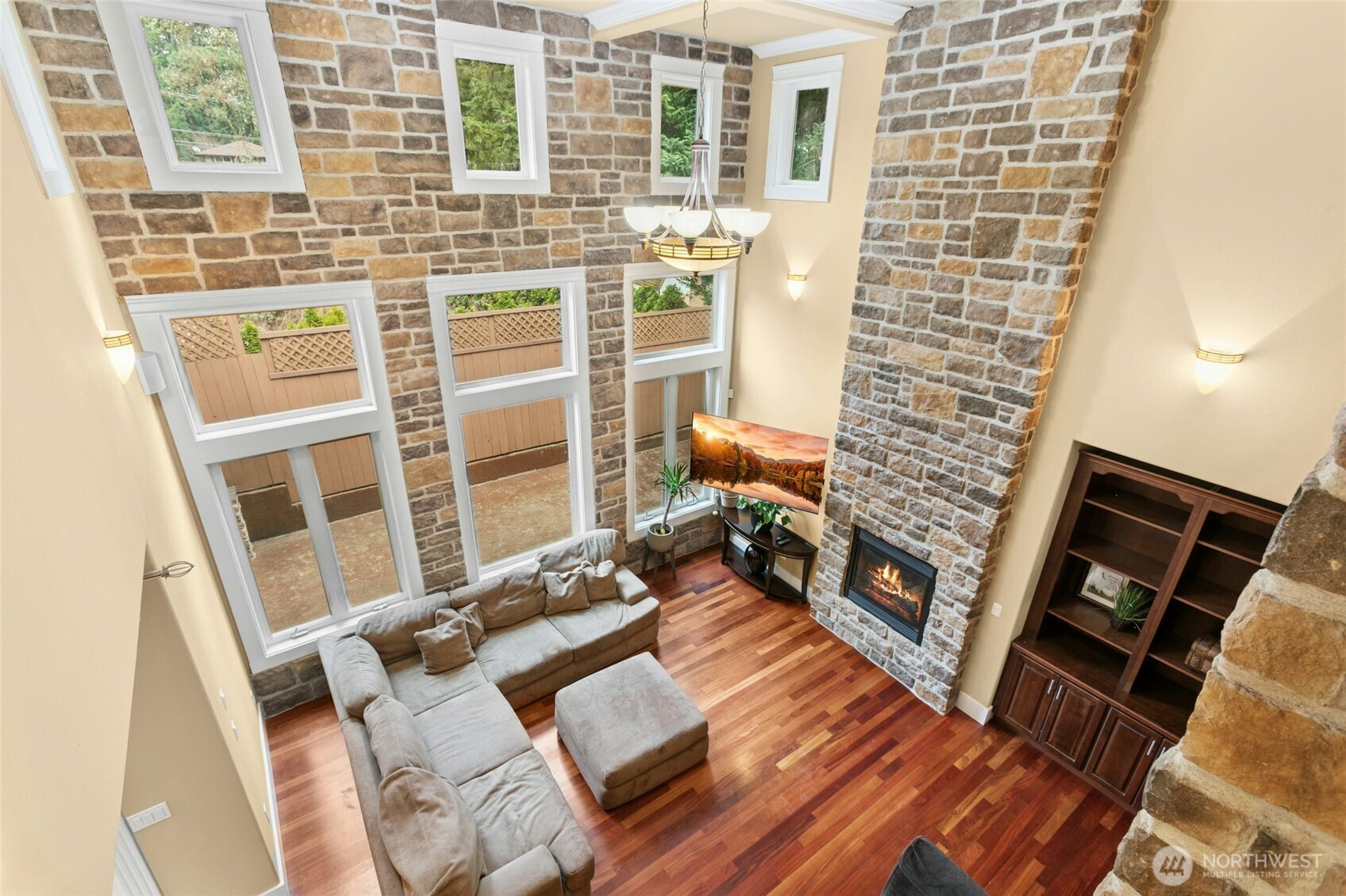 18634 92nd Avenue NE, Bothell, WA 98011