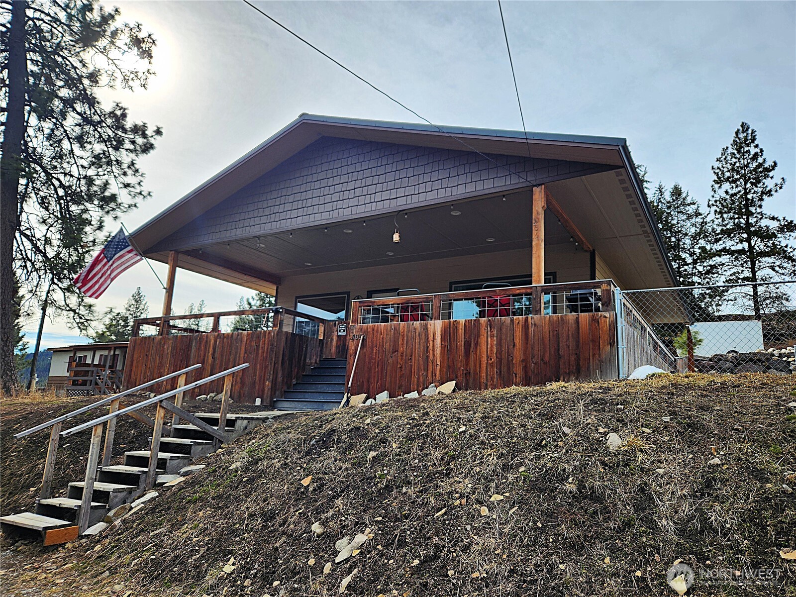 1054 Lower Madison , Republic, WA 99166