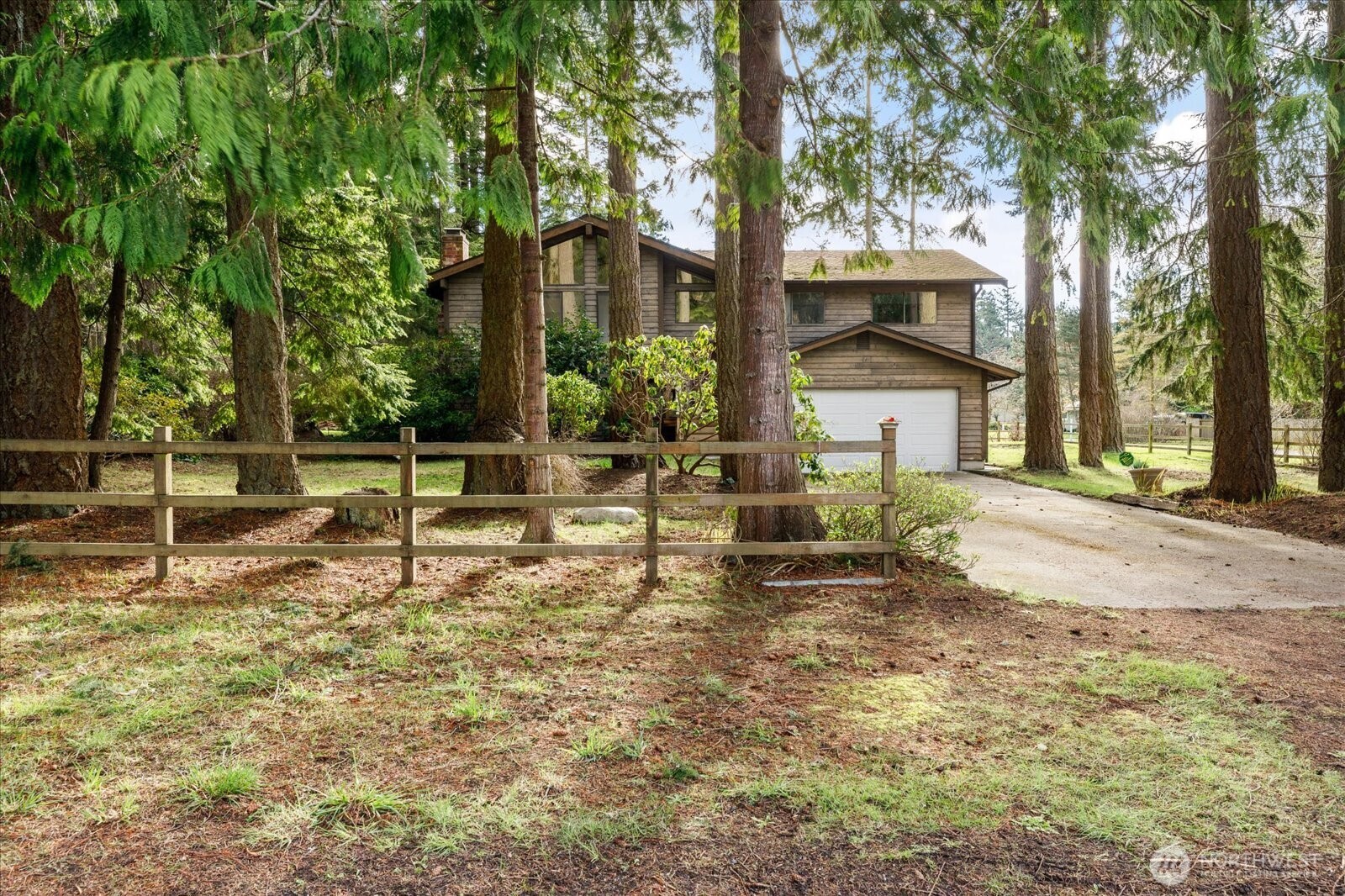 2011 Pine Wood Way , Oak Harbor, WA 98277