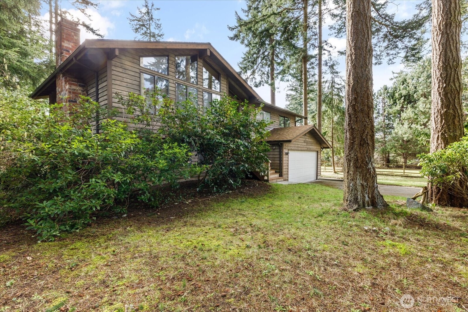 2011 Pine Wood Way , Oak Harbor, WA 98277