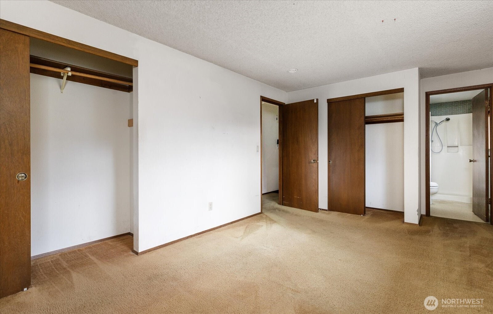 2011 Pine Wood Way , Oak Harbor, WA 98277