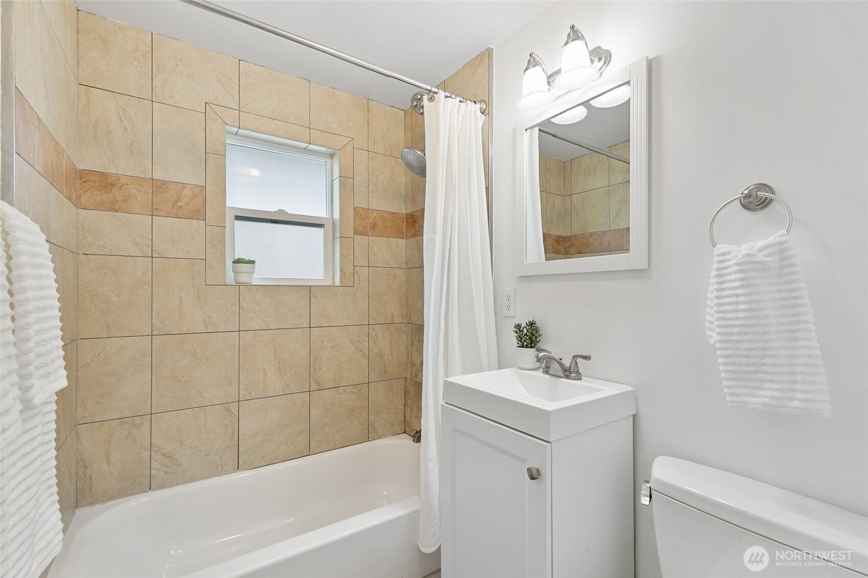 6325 42nd Avenue SW, Seattle, WA 98136