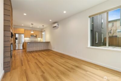 115 N 105th Street #B, Seattle, WA 98133 - Photo 31