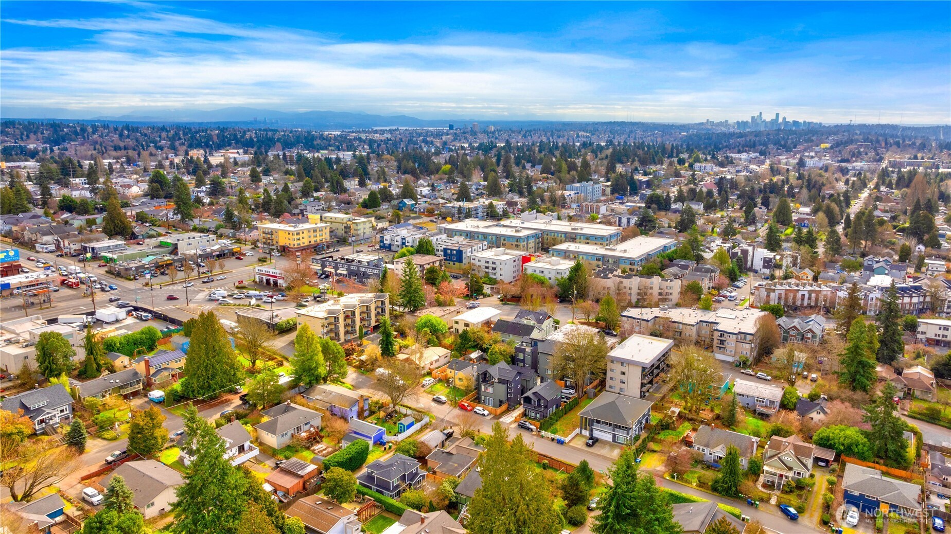 115 N 105th Street #B, Seattle, WA 98133