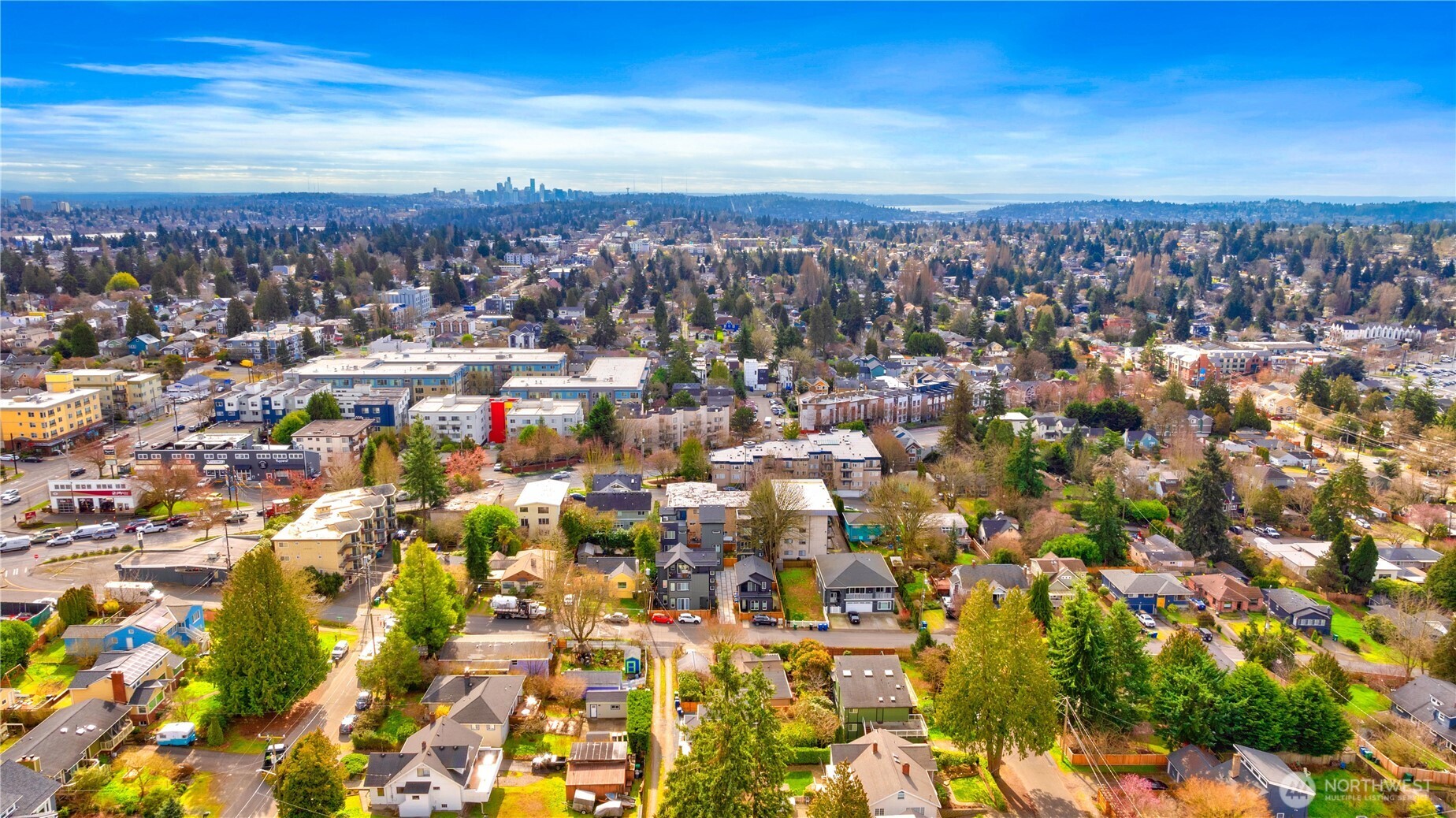 115 N 105th Street #B, Seattle, WA 98133