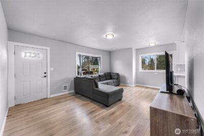 222 W Marilyn Avenue , Everett, WA 98204 - Photo 6