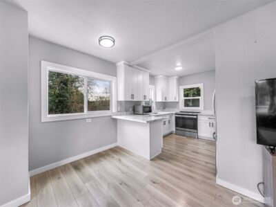 222 W Marilyn Avenue , Everett, WA 98204 - Photo 3