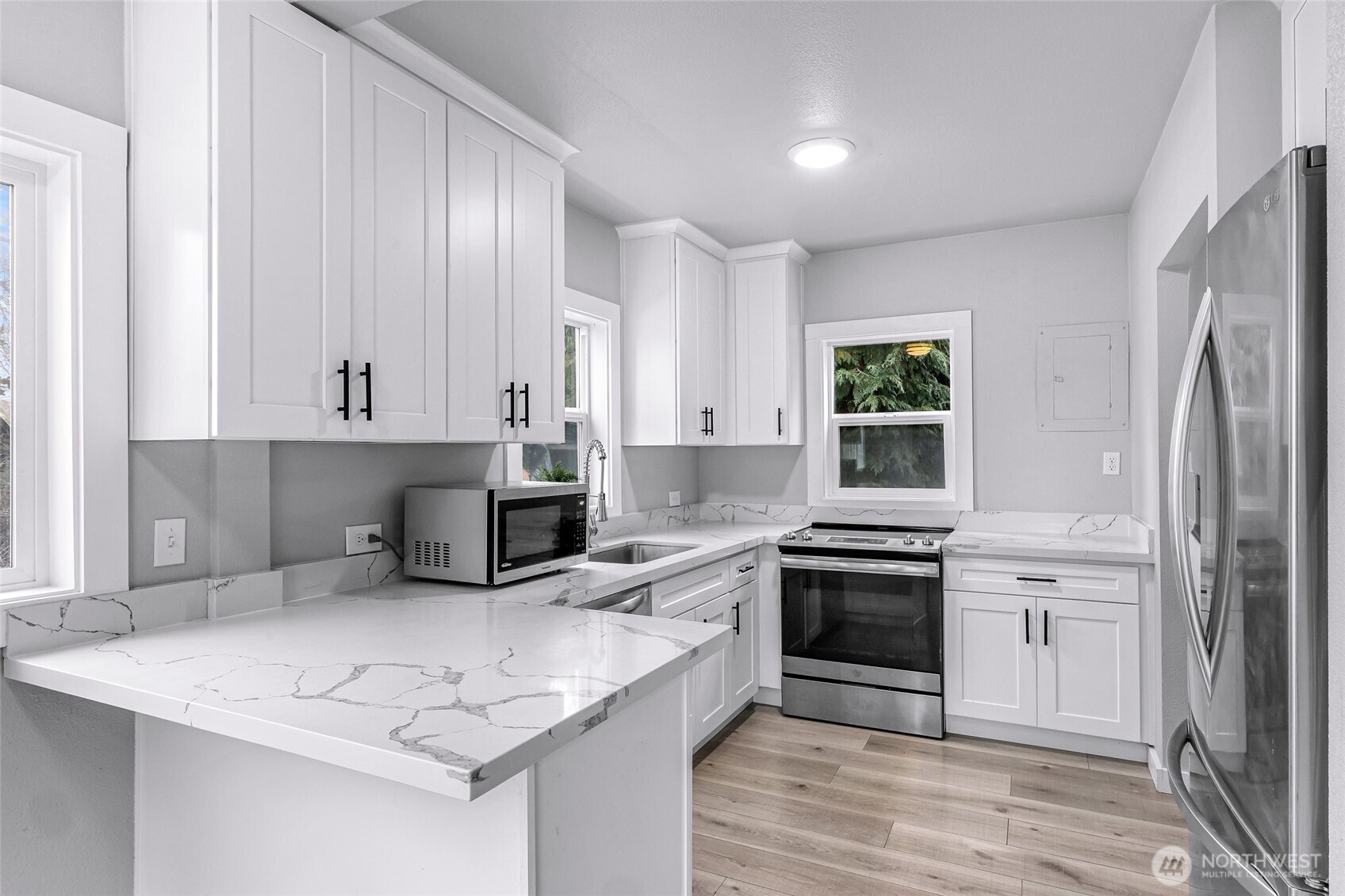 222 W Marilyn Avenue , Everett, WA 98204