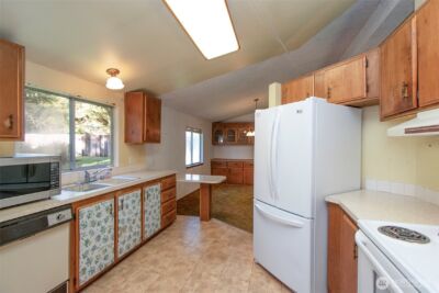 114 S ALDER Lane , Port Angeles, WA 98362 - Photo 11