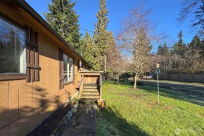 114 S ALDER Lane , Port Angeles, WA 98362 - Photo 3