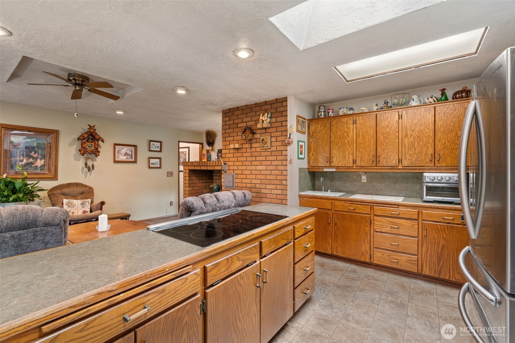 1515 Seminary Hill , Centralia, WA 98531