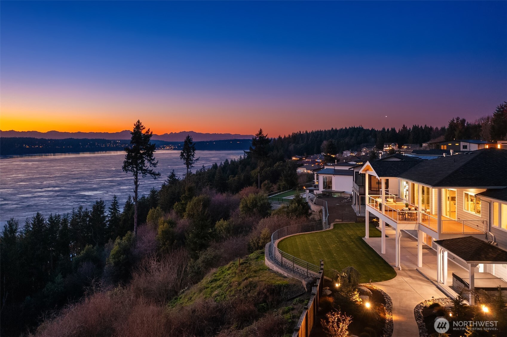 4802 N Mildred Street , Tacoma, WA 98407