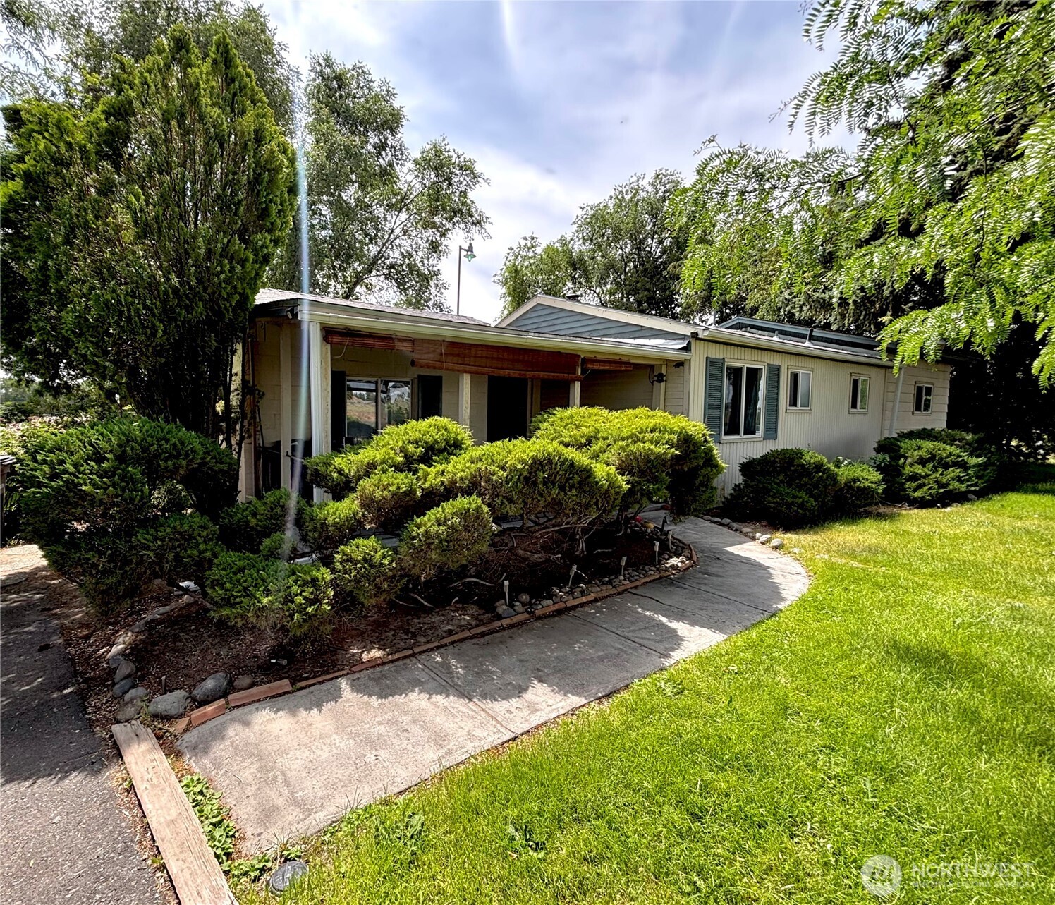 4477 Wenatchee Drive NE, Moses Lake, WA 98837