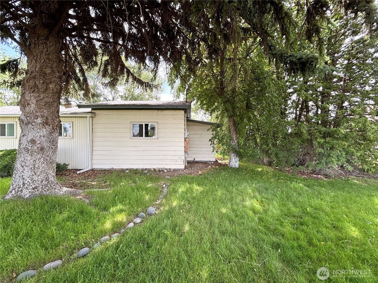4477 Wenatchee Drive NE, Moses Lake, WA 98837