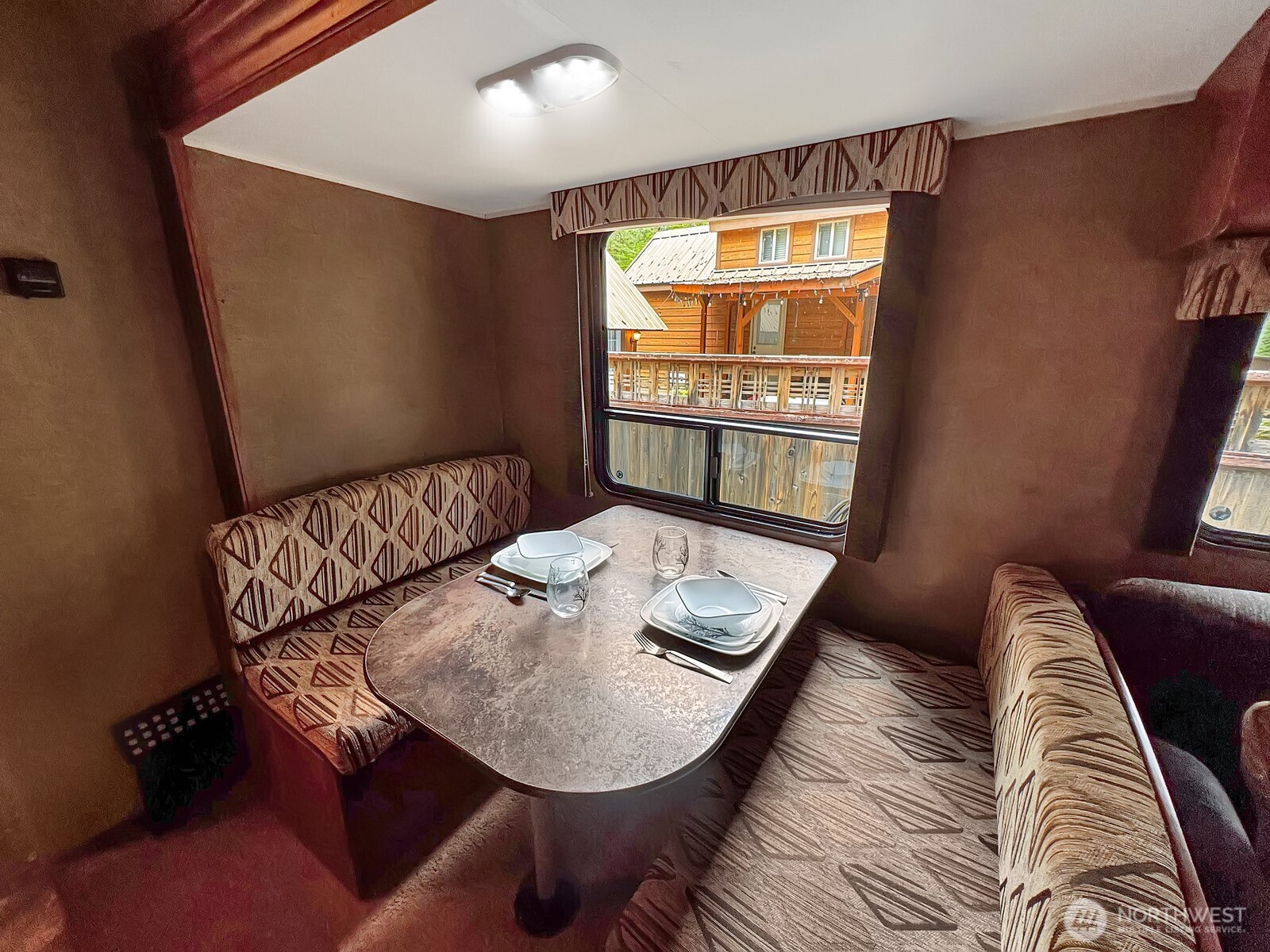 47 Wilderness Way , Deming, WA 98244