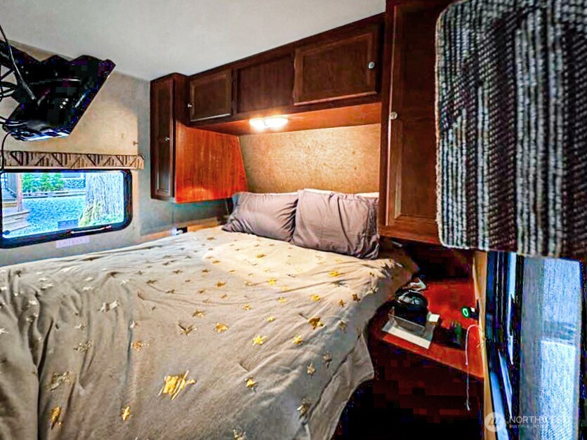 47 Wilderness Way , Deming, WA 98244