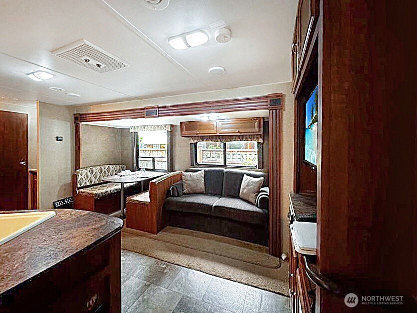 47 Wilderness Way , Deming, WA 98244