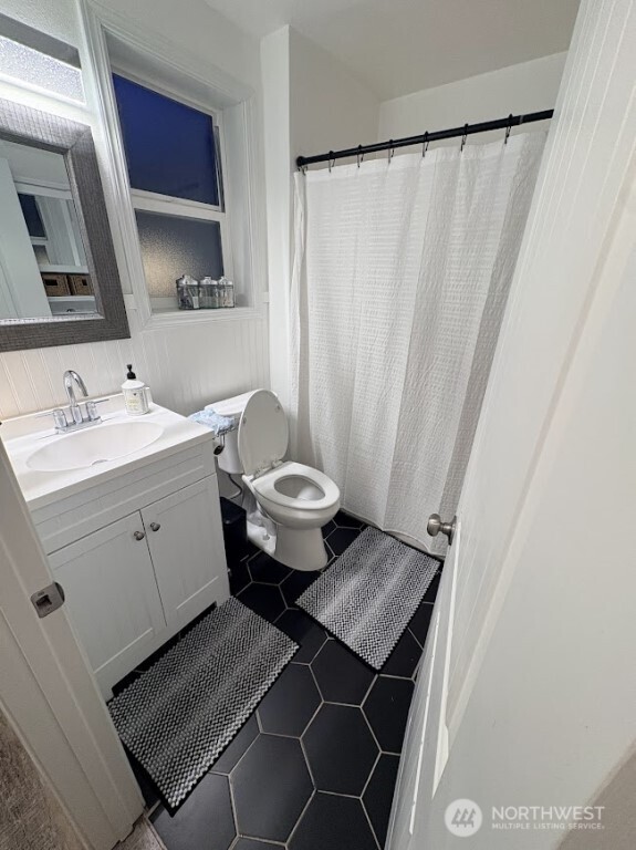 612 Hunt Avenue , Sumner, WA 98390