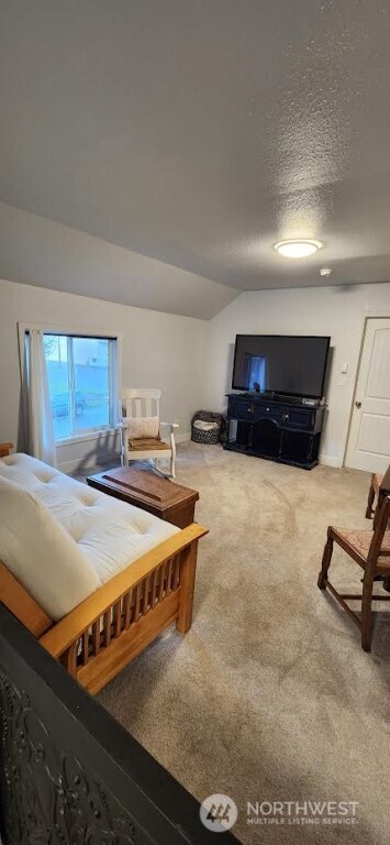 612 Hunt Avenue , Sumner, WA 98390