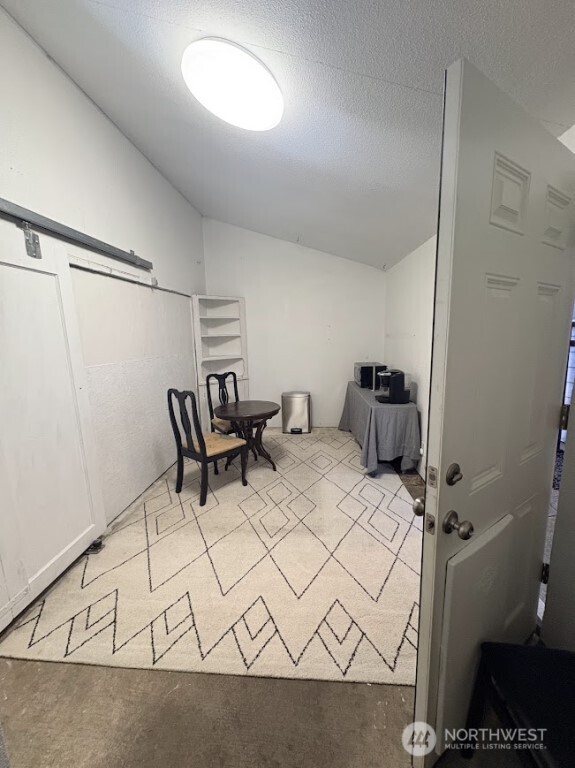 612 Hunt Avenue , Sumner, WA 98390