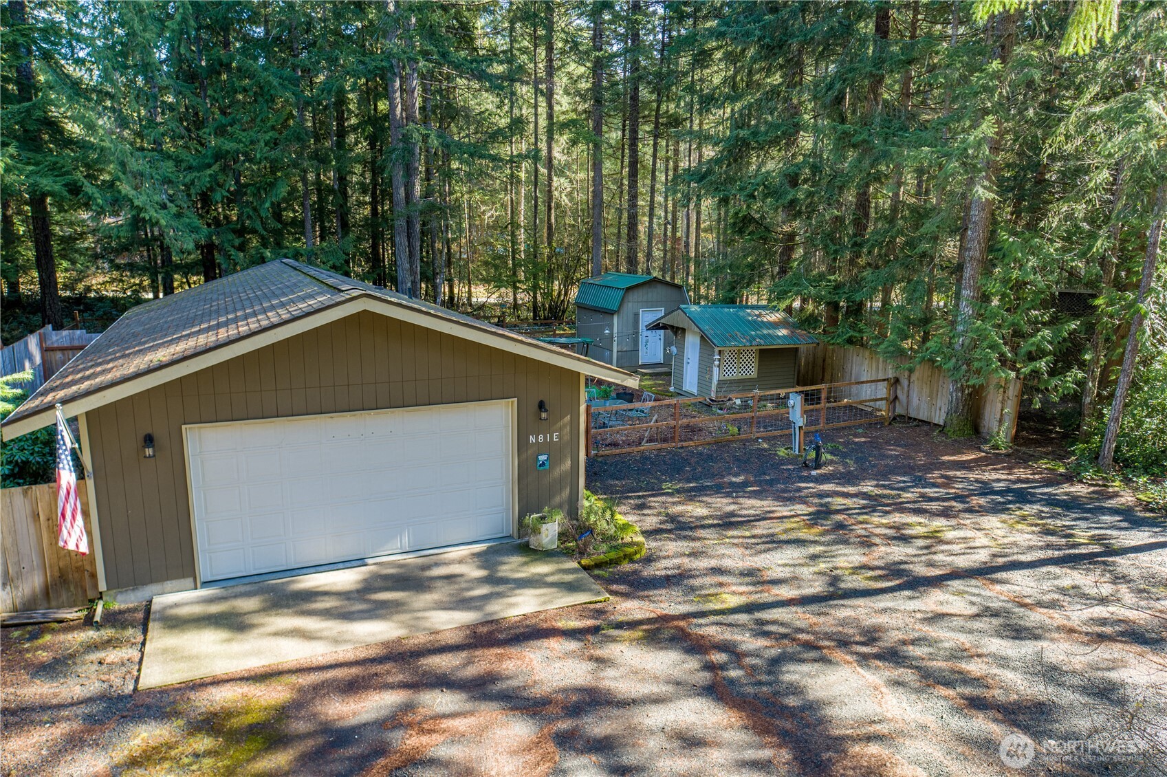 81 N Duckabush Drive E, Hoodsport, WA 98548