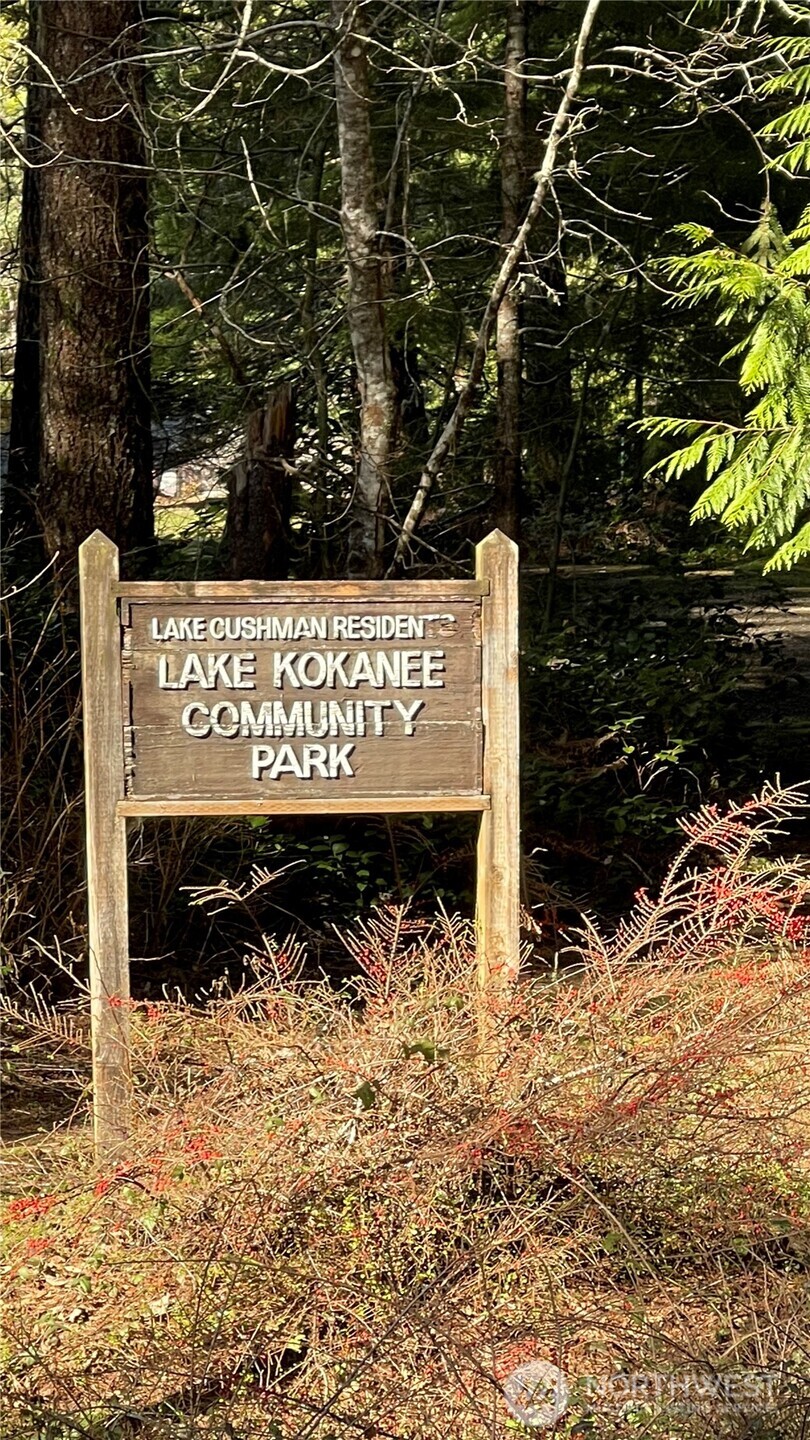 81 N Duckabush Drive E, Hoodsport, WA 98548