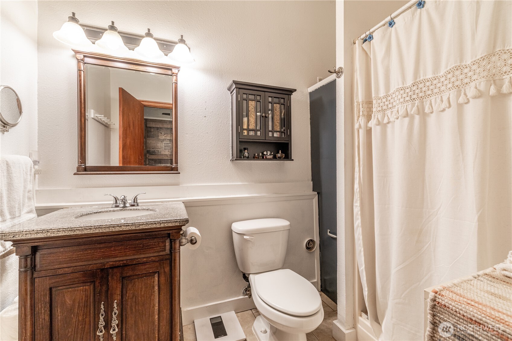 81 N Duckabush Drive E, Hoodsport, WA 98548