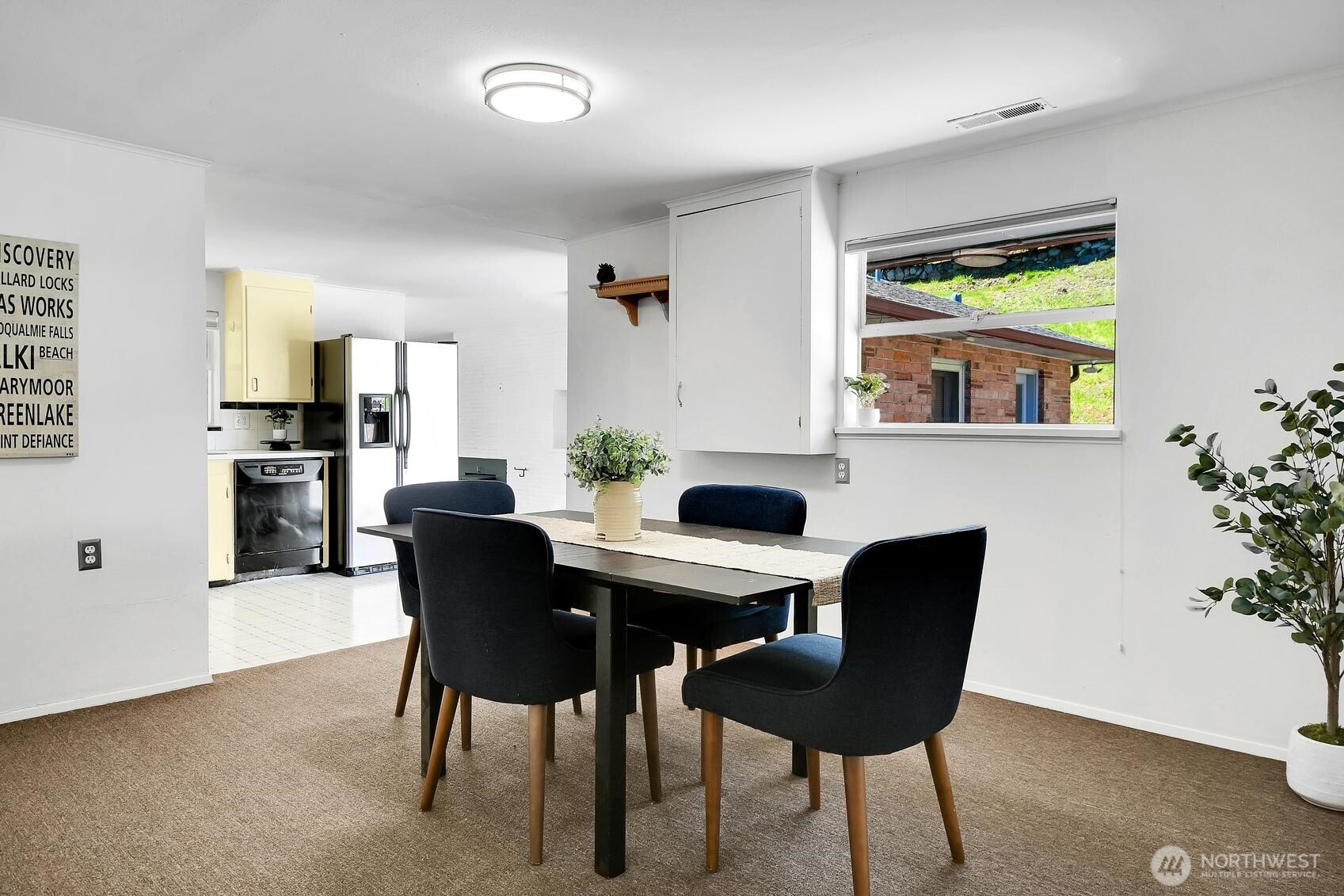 12725 42nd Avenue NE, Seattle, WA 98125