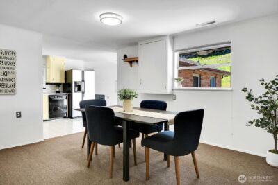 12725 42nd Avenue NE, Seattle, WA 98125 - Photo 18