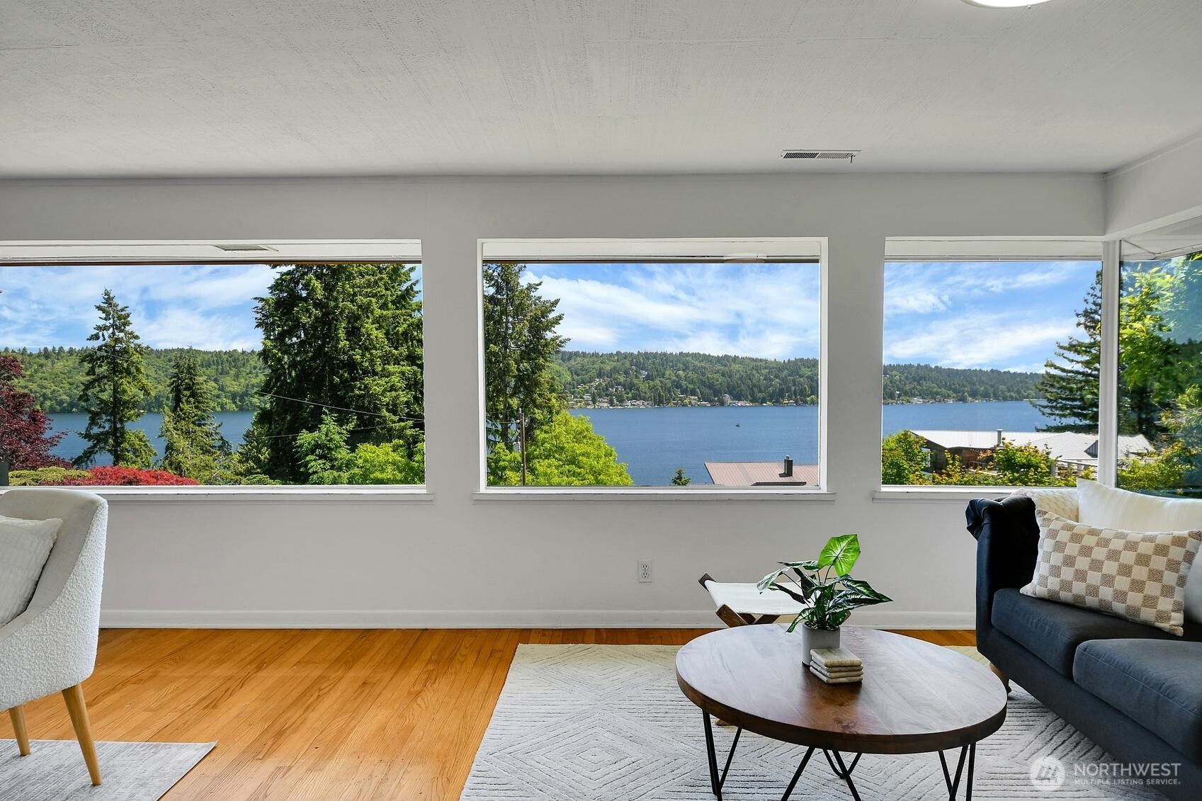 12725 42nd Avenue NE, Seattle, WA 98125