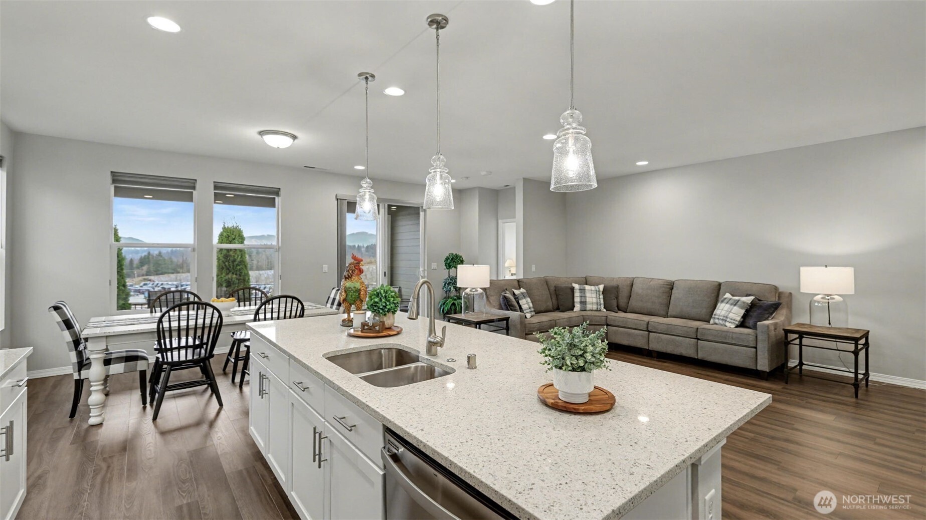 22606 SE 237th Street , Maple Valley, WA 98038