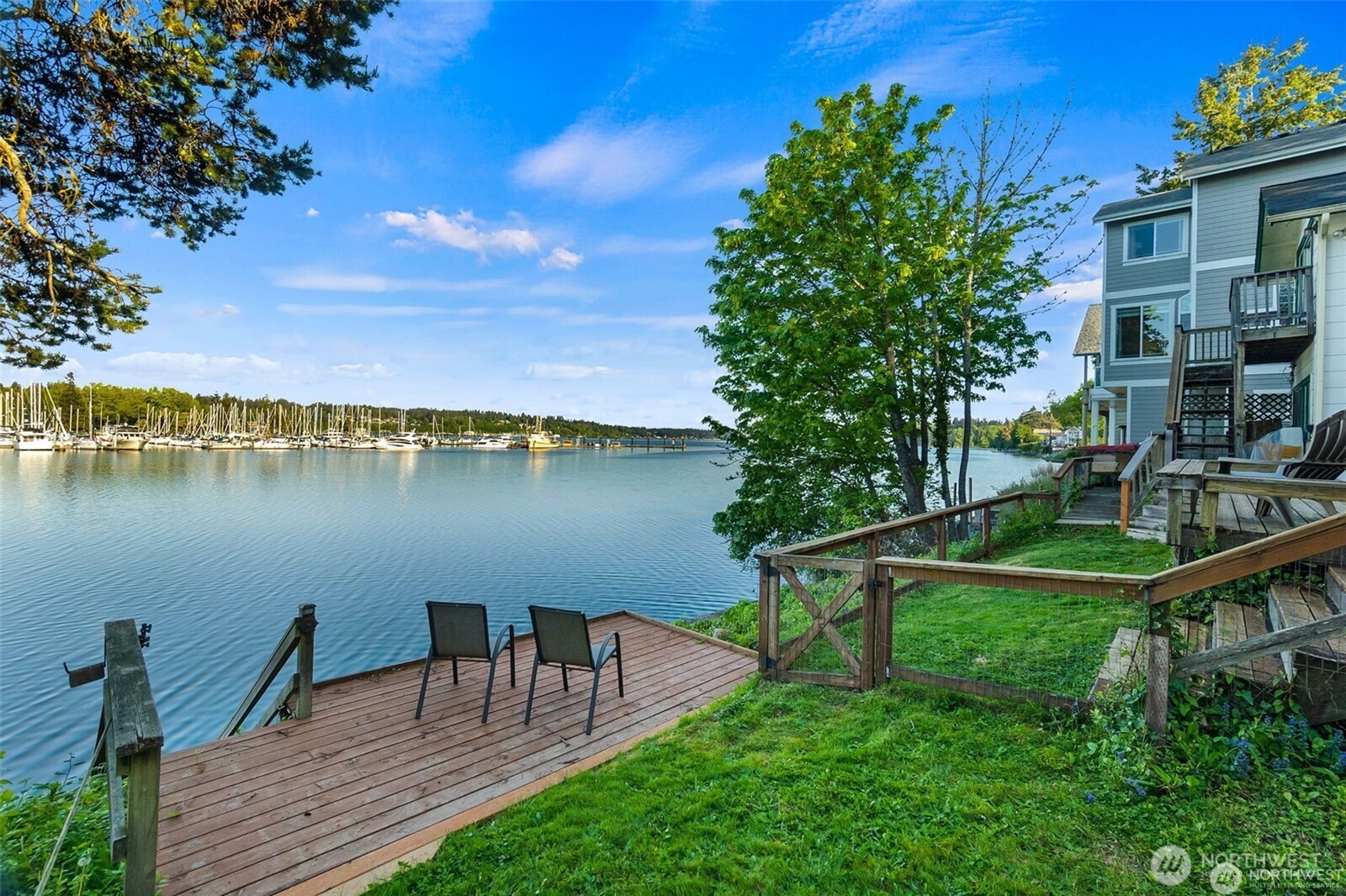 1333 East Bay Drive NE, Olympia, WA 98506