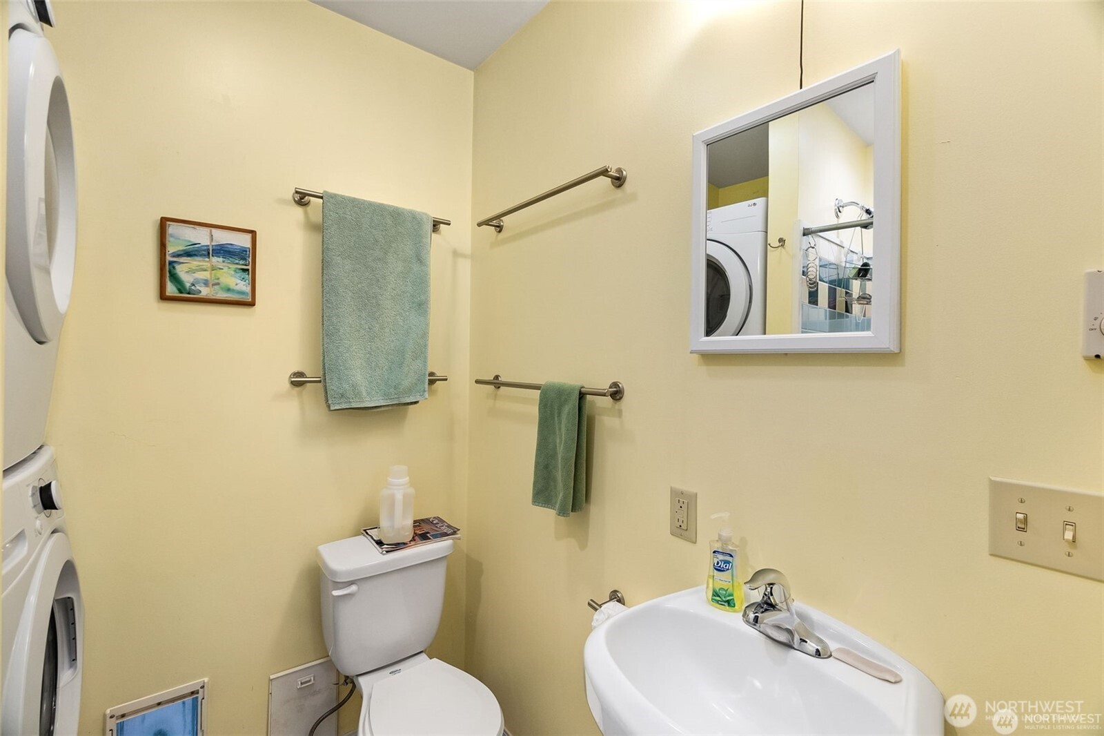 1333 East Bay Drive NE, Olympia, WA 98506