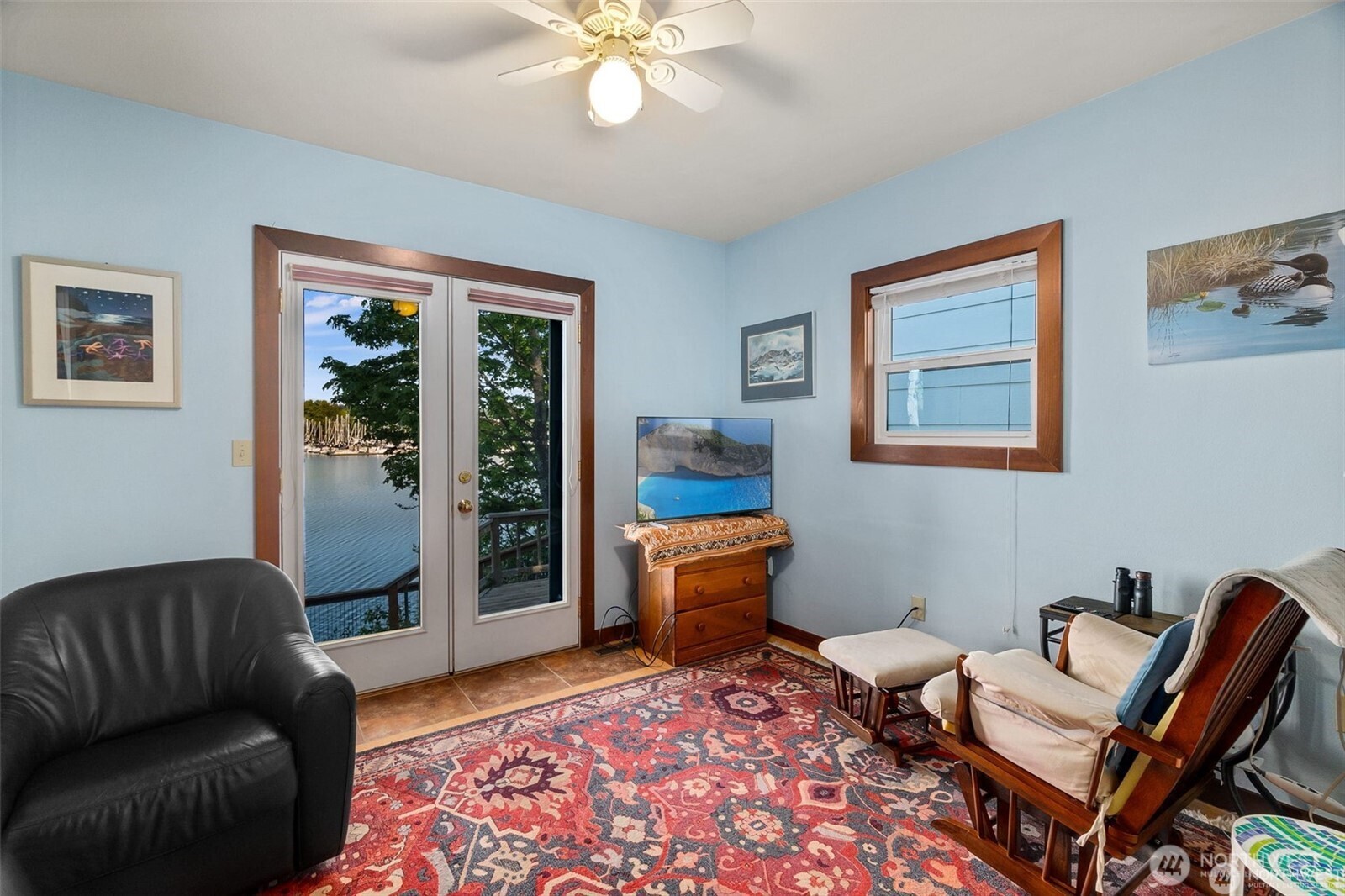 1333 East Bay Drive NE, Olympia, WA 98506