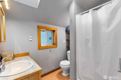 1333 East Bay Drive NE, Olympia, WA 98506 - Photo 36