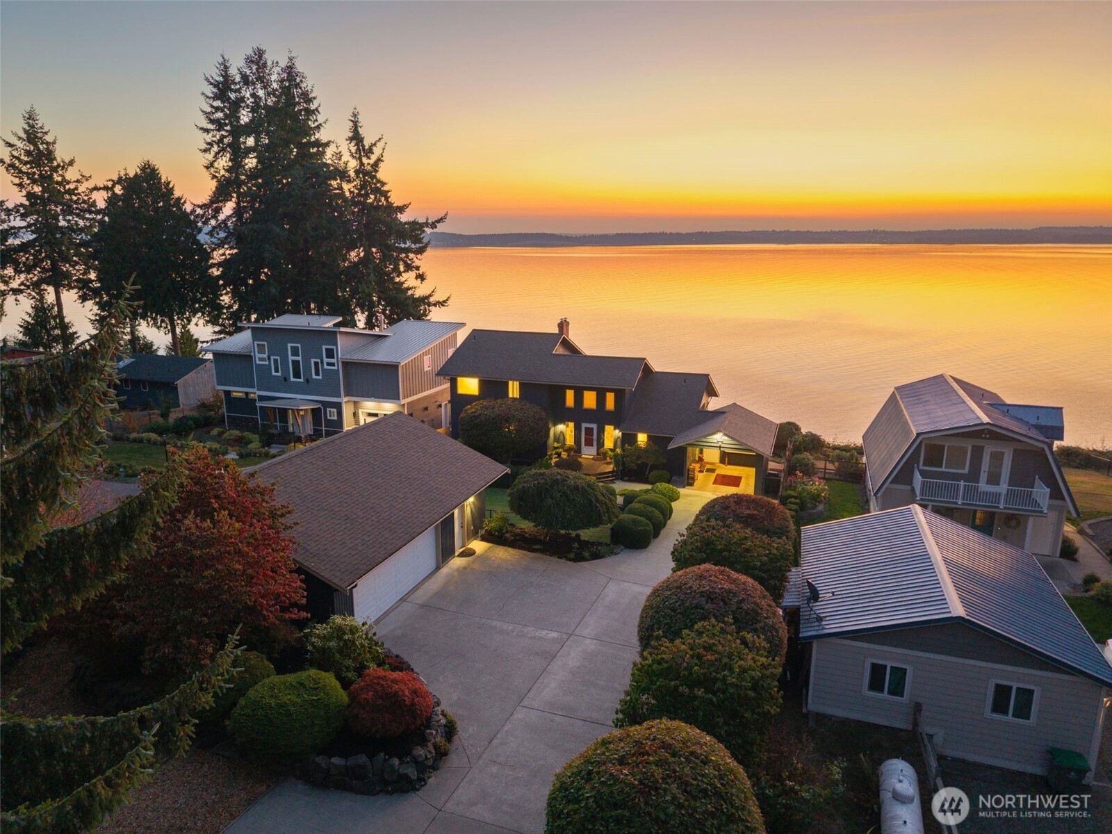 212 Tala Shore Drive , Port Ludlow, WA 98365