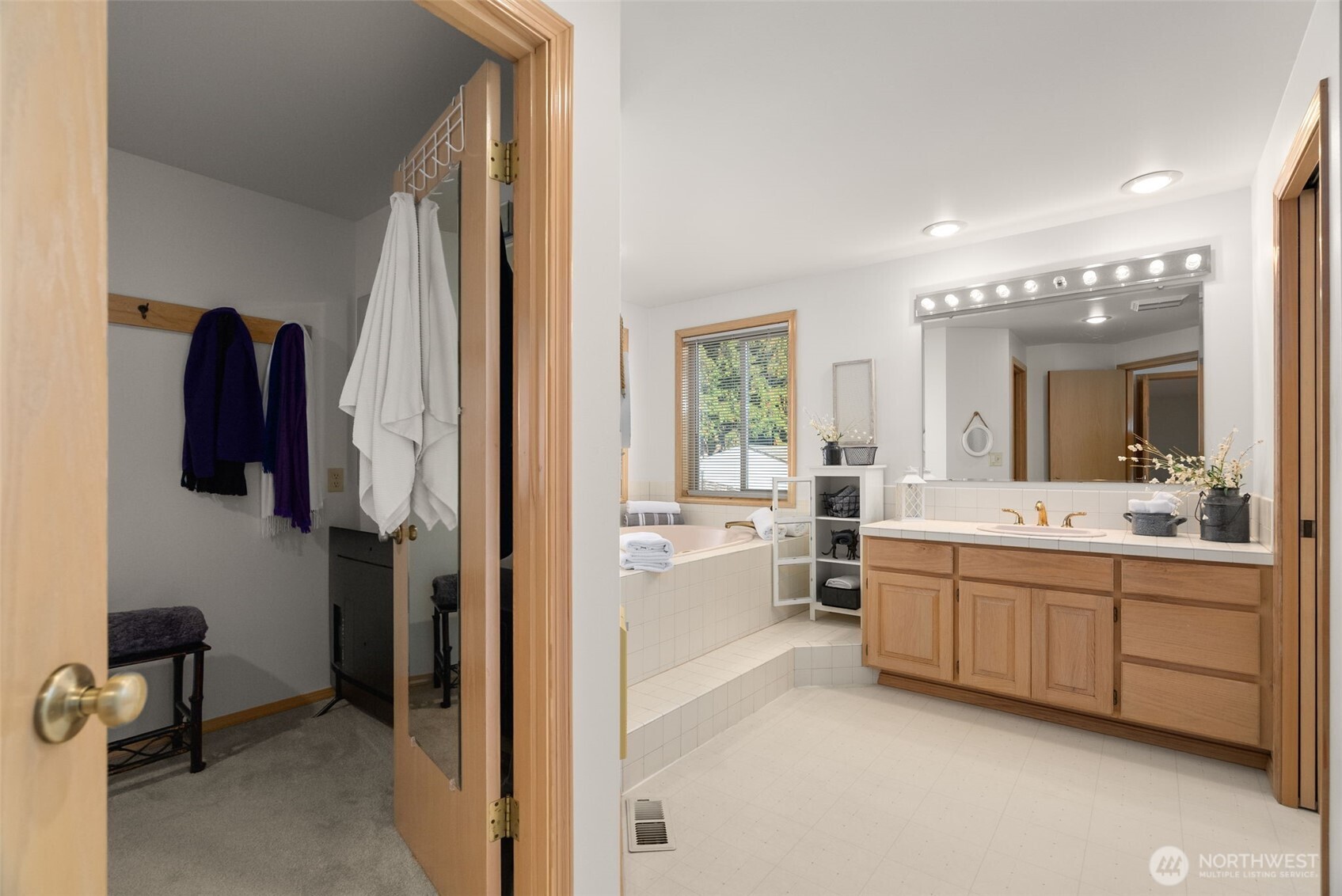 212 Tala Shore Drive , Port Ludlow, WA 98365