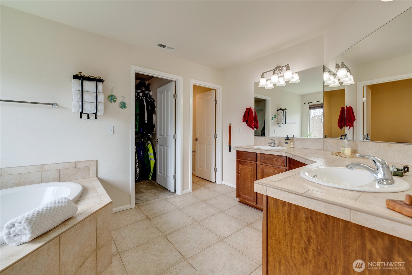 14025 5th Place W, Everett, WA 98208