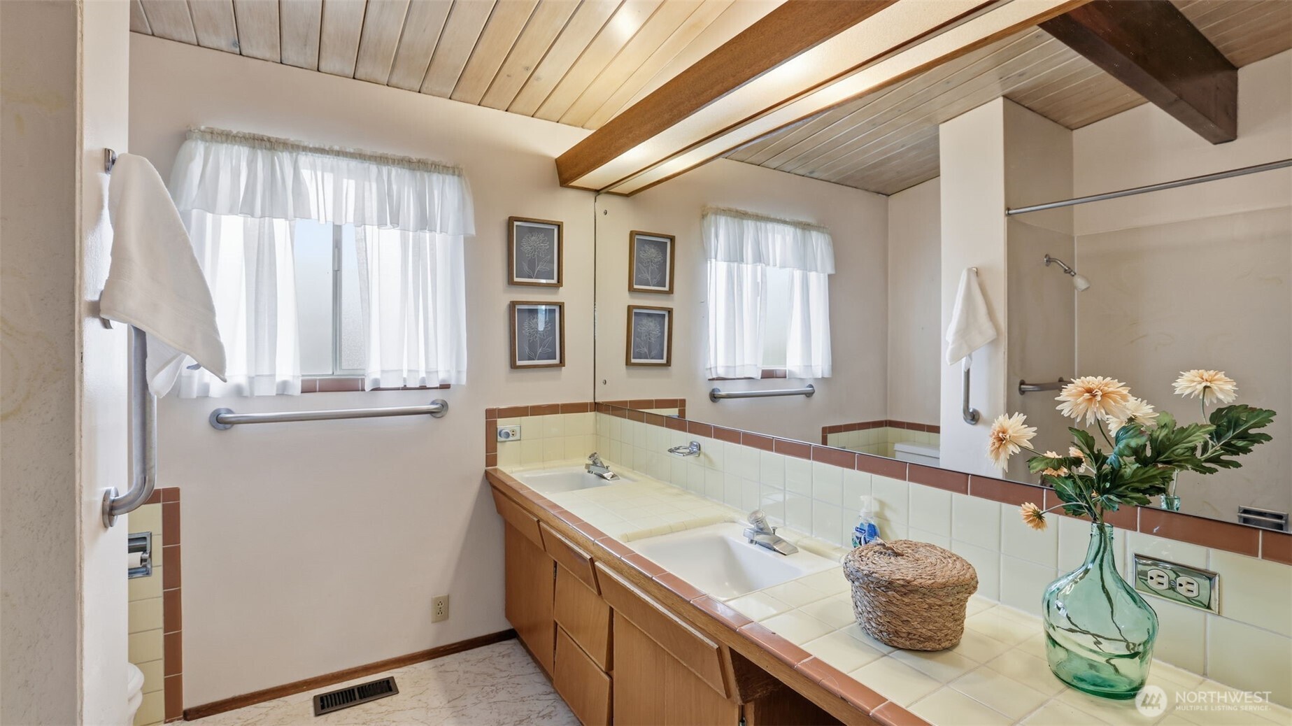 1401 Lincoln Avenue NE, Renton, WA 98056