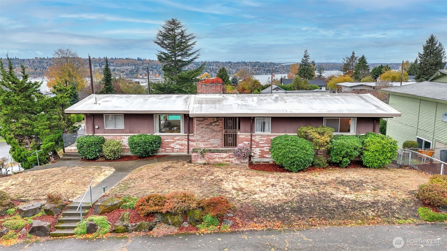 1401 Lincoln Avenue NE, Renton, WA 98056