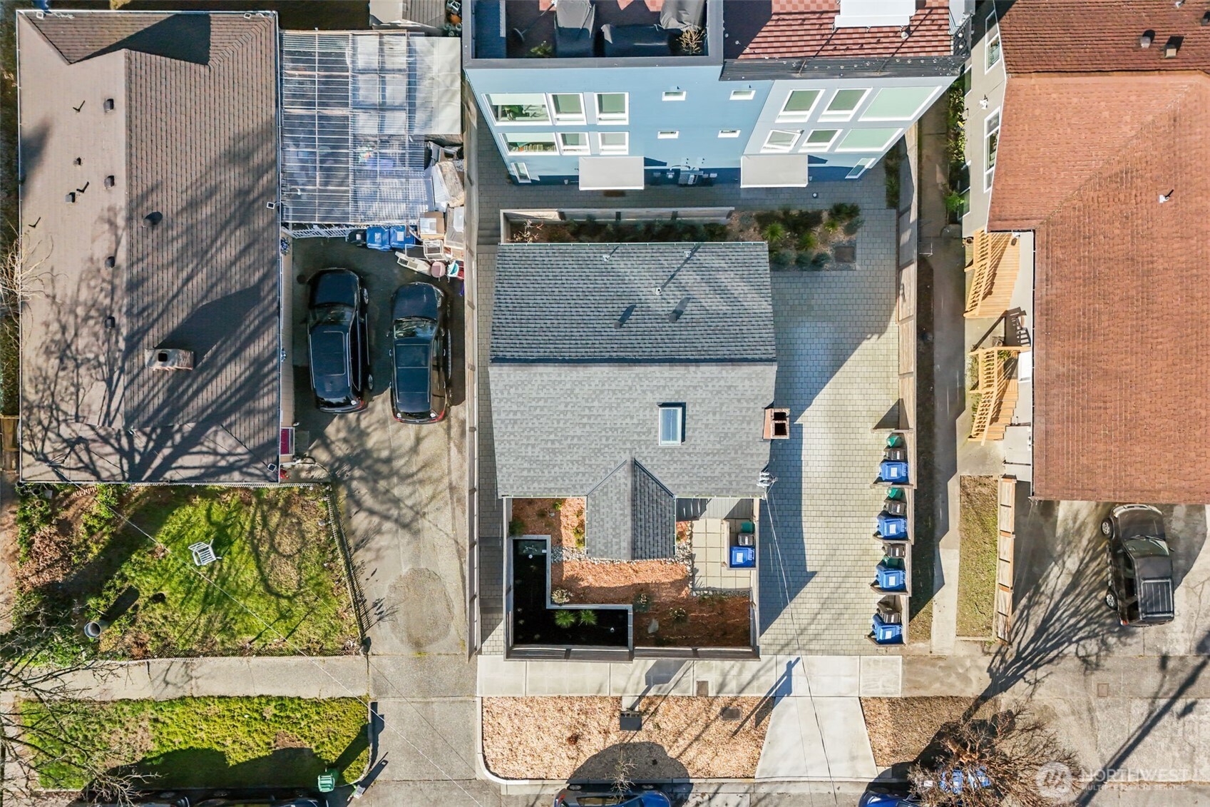 940 N 89th Street , Seattle, WA 98103