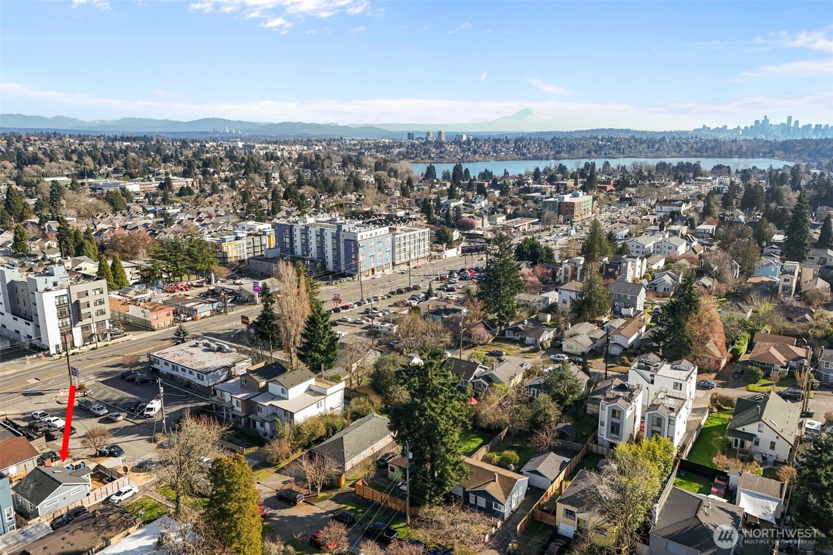 940 N 89th Street , Seattle, WA 98103