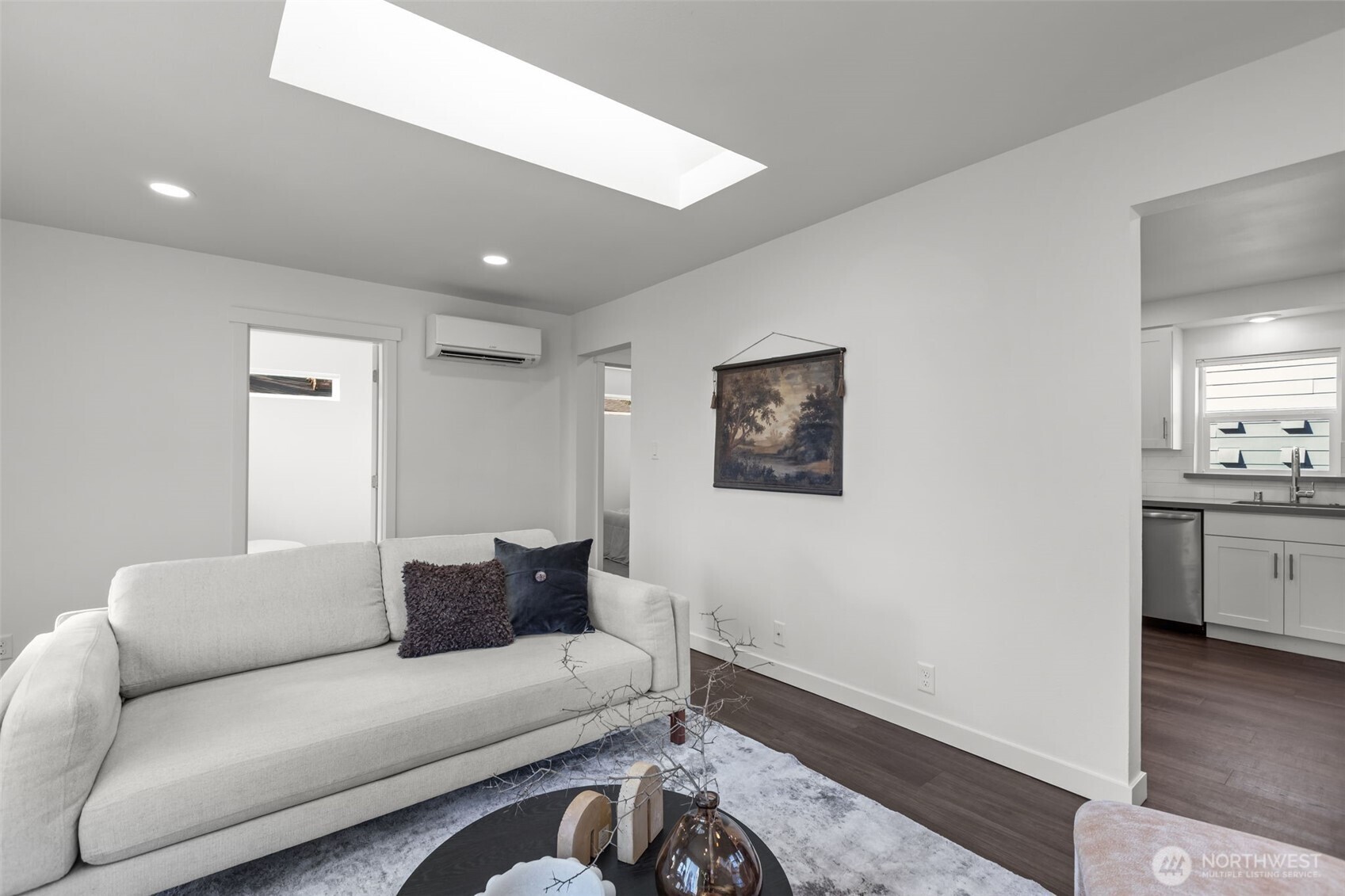 940 N 89th Street , Seattle, WA 98103