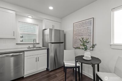 940 N 89th Street , Seattle, WA 98103 - Photo 8