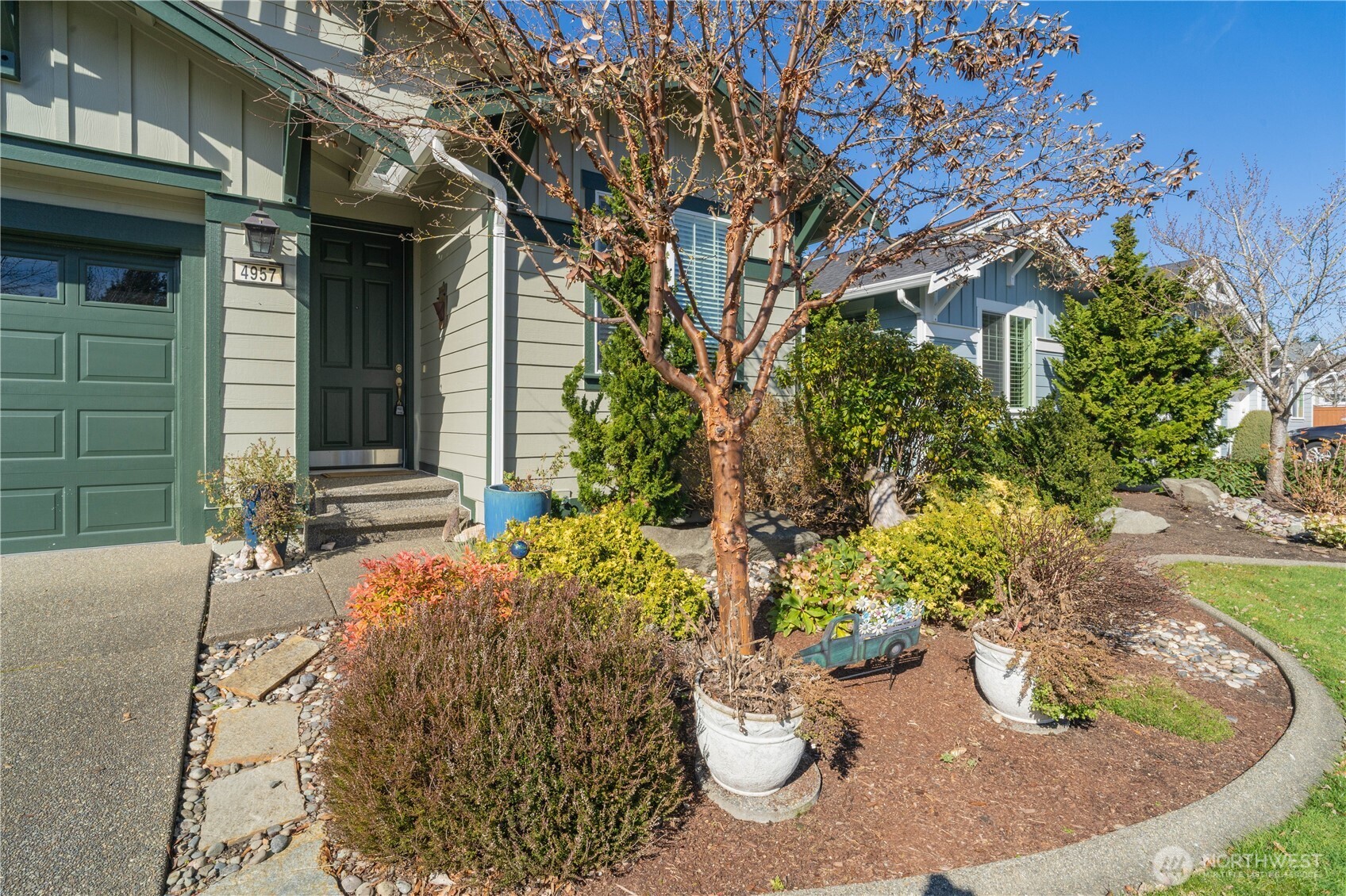 4957 Bend Drive NE, Lacey, WA 98516