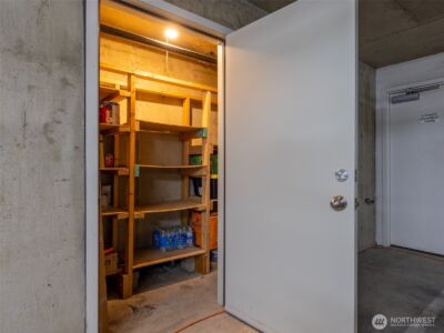 601 W Mercer Place #301, Seattle, WA 98119 - Photo 30
